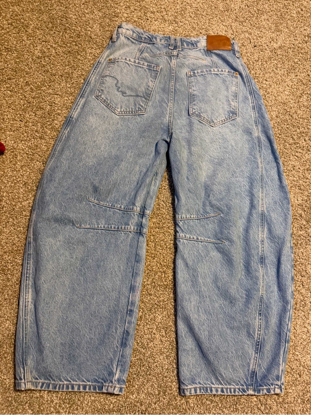 We The Free Faded Blue Barrel Good Luck Jeans - Picture 5 of 8